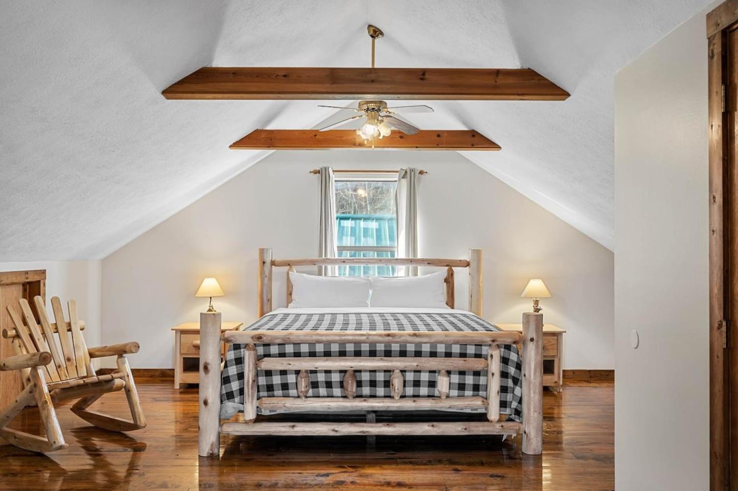 Dog Friendly! Views! Hot Tub! Close To Pf! Gsmnp Sevierville Zewnętrze zdjęcie