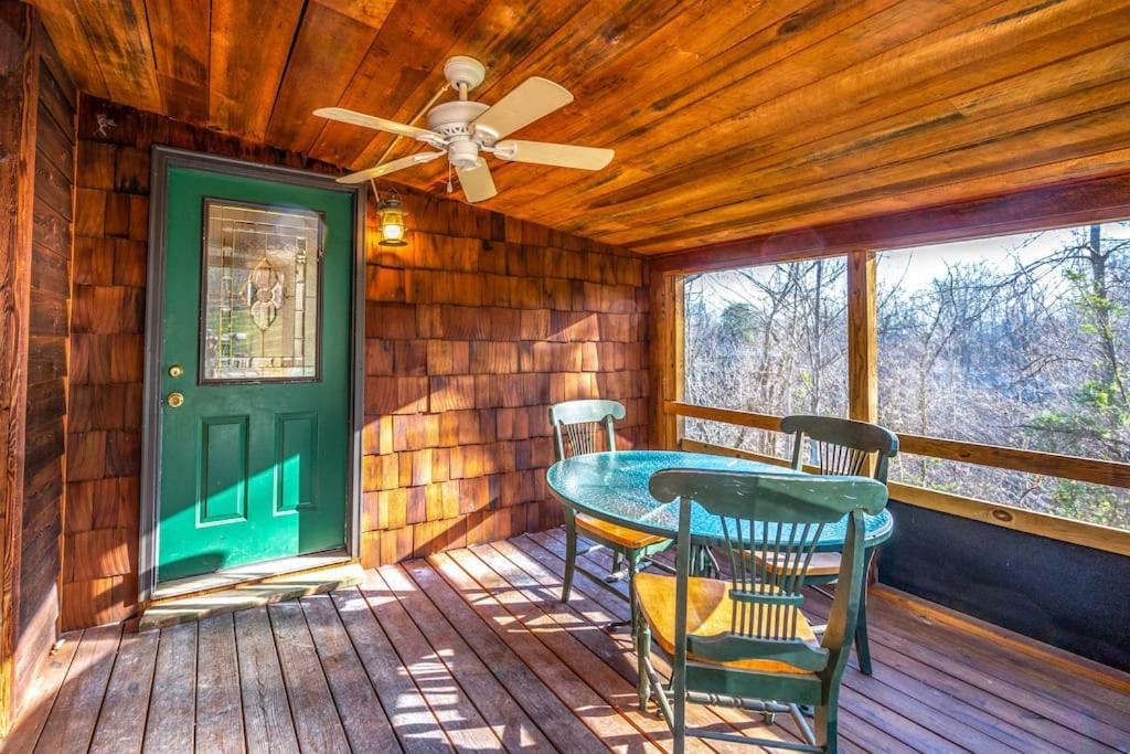 Dog Friendly! Views! Hot Tub! Close To Pf! Gsmnp Sevierville Zewnętrze zdjęcie