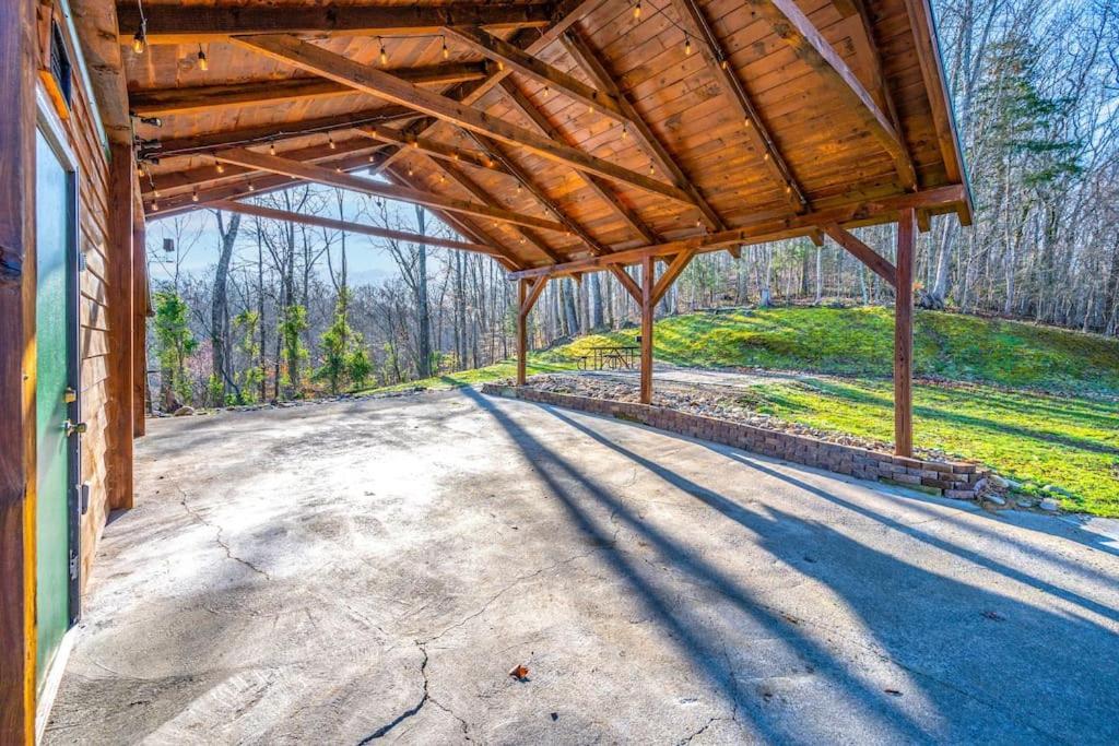 Dog Friendly! Views! Hot Tub! Close To Pf! Gsmnp Sevierville Zewnętrze zdjęcie