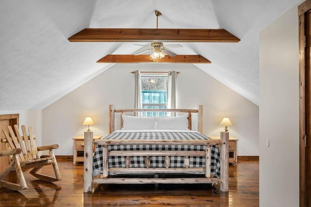 Dog Friendly! Views! Hot Tub! Close To Pf! Gsmnp Sevierville Zewnętrze zdjęcie