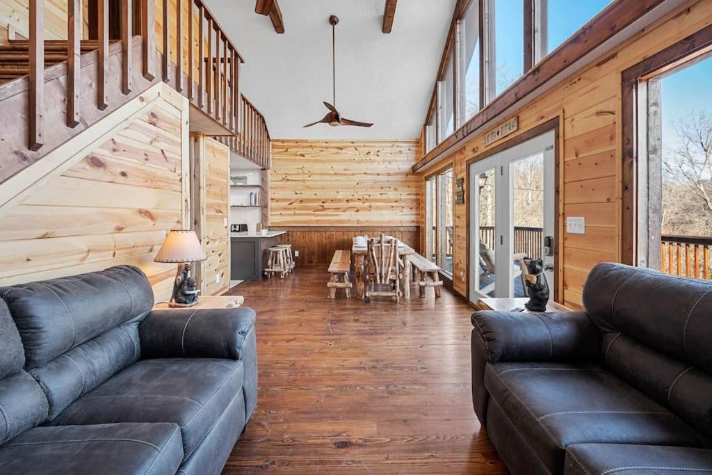 Dog Friendly! Views! Hot Tub! Close To Pf! Gsmnp Sevierville Zewnętrze zdjęcie